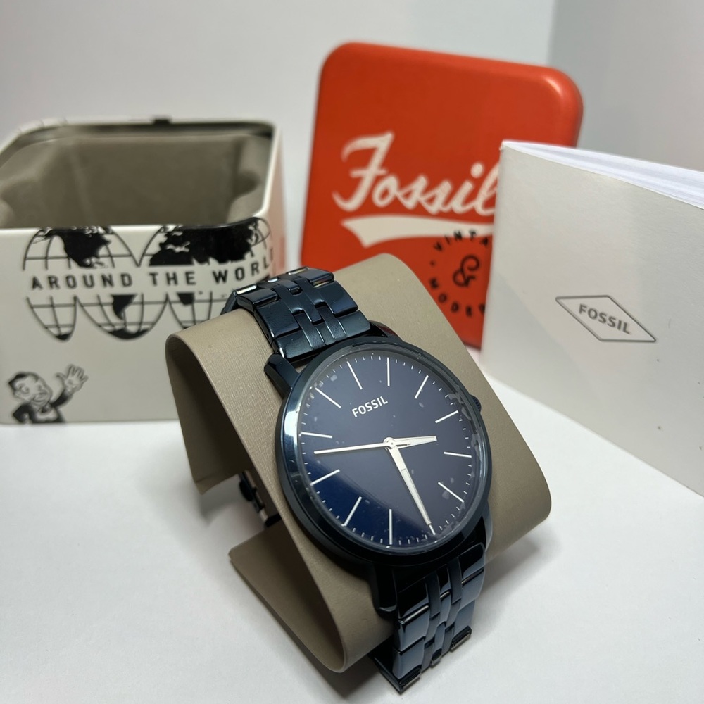 Fossil watch